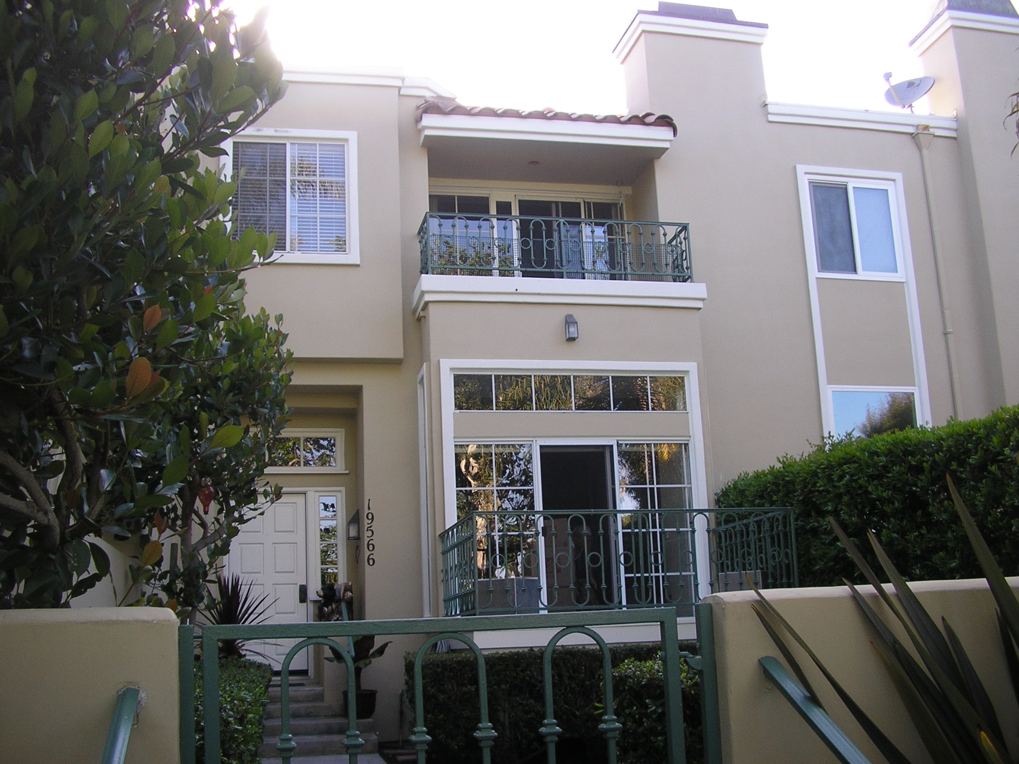 Seacliff, Huntington Beach Condo 92648; 729,000 PRICE DROP!!!!!